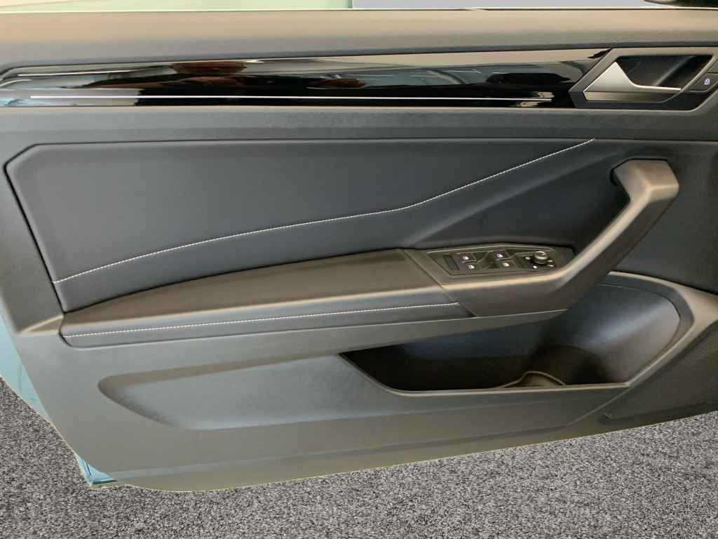 Volkswagen T-Roc 2024