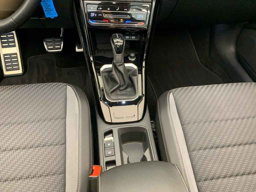 Volkswagen T-Roc 2024