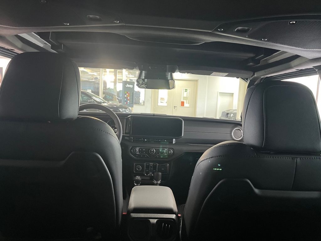 Jeep Wrangler 2025