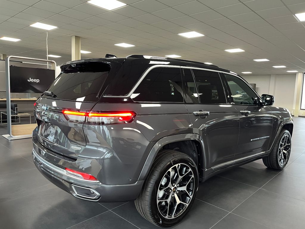 Jeep Grand Cherokee 2025