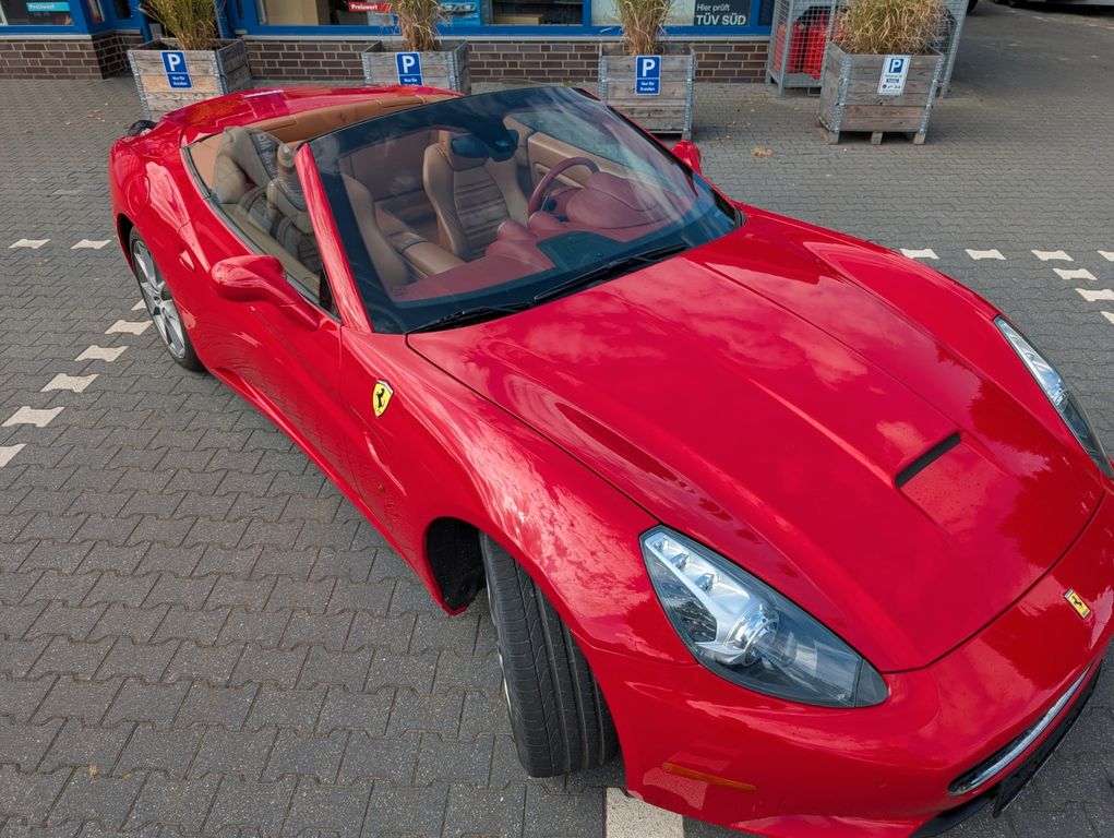 Ferrari California 2012