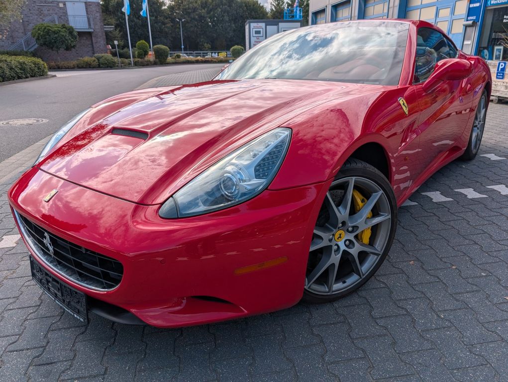 Ferrari California 2012