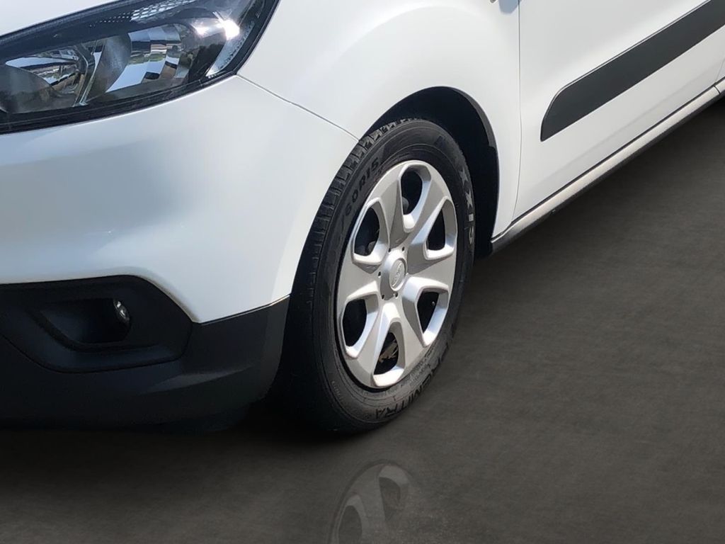 Ford Transit Courier 2022