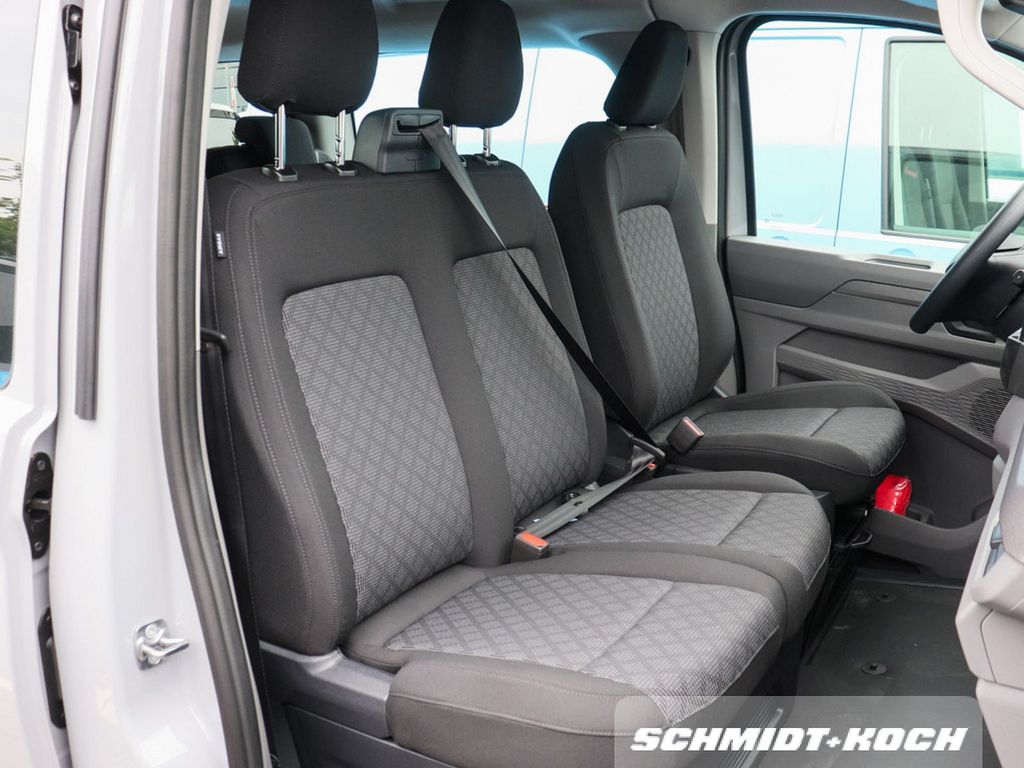 Volkswagen T7 Kombi
