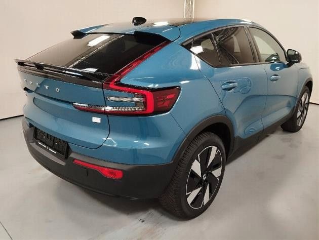 Volvo C40 2025