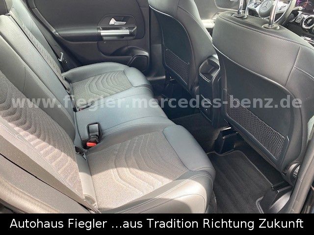 Mercedes-Benz B 180 2024