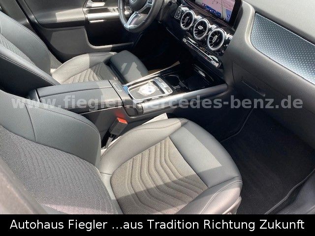 Mercedes-Benz B 180 2024