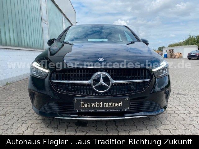 Mercedes-Benz B 180 2024
