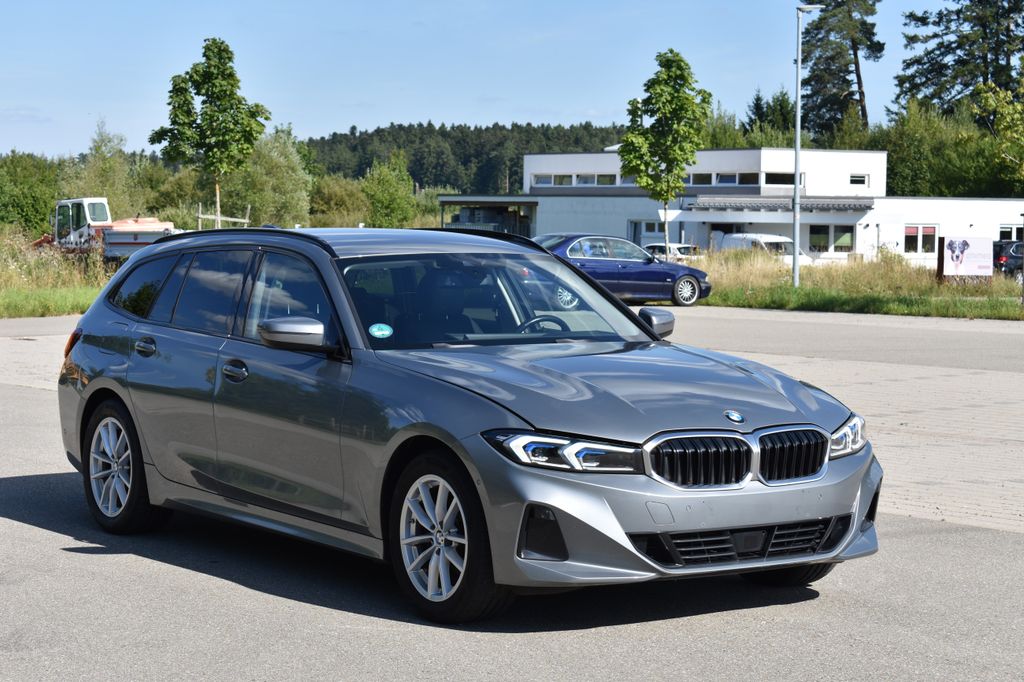 BMW 318 2023