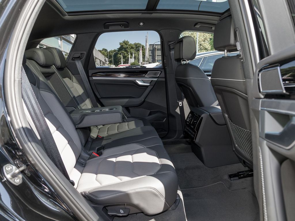 Volkswagen Touareg 2025