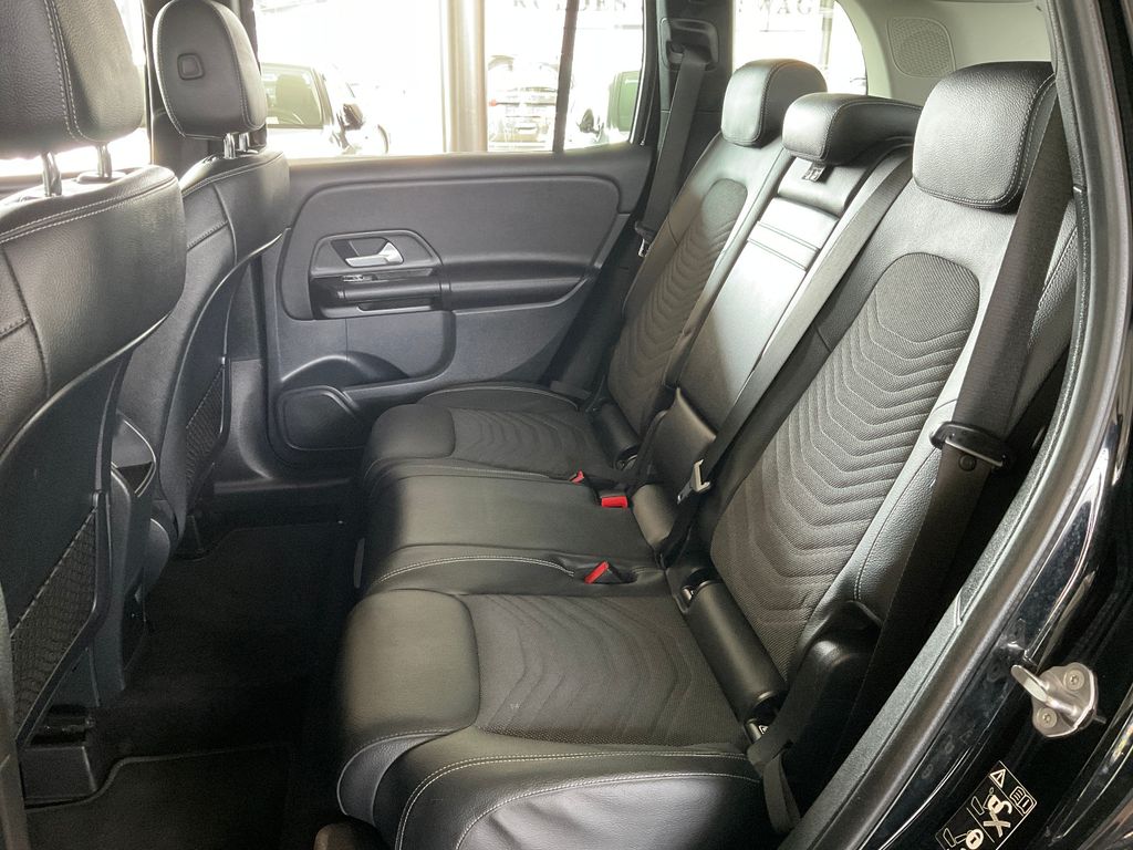 Mercedes-Benz GLB 180 2022