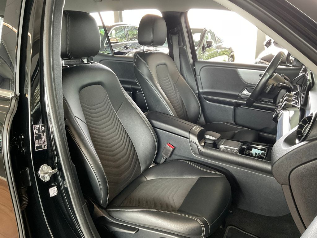 Mercedes-Benz GLB 180 2022