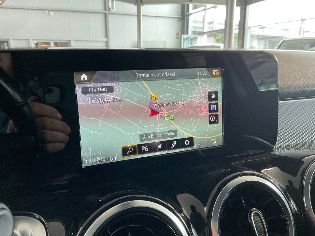 Mercedes-Benz GLB 180 2022