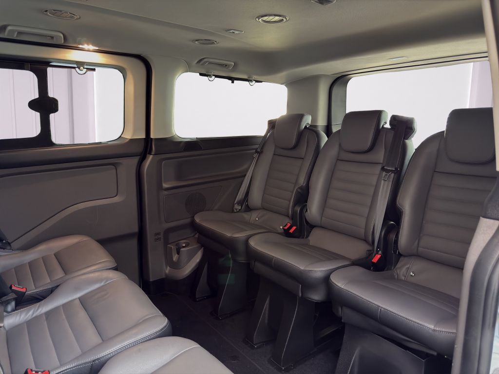 Ford Tourneo Custom 2020