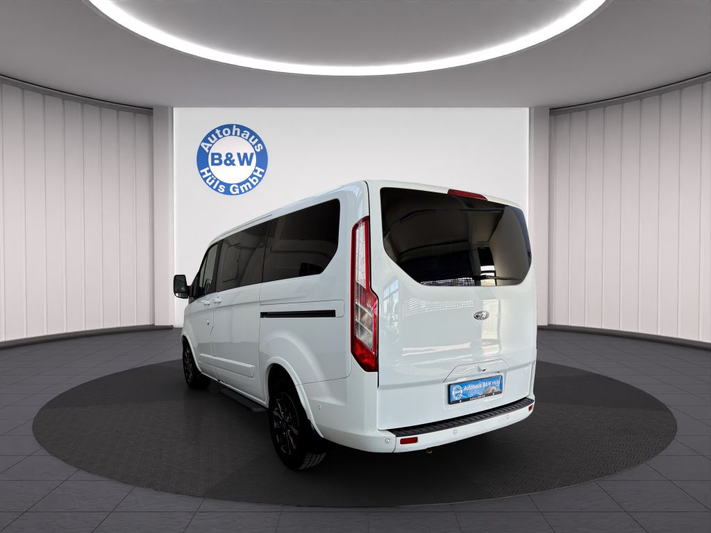 Ford Tourneo Custom 2020
