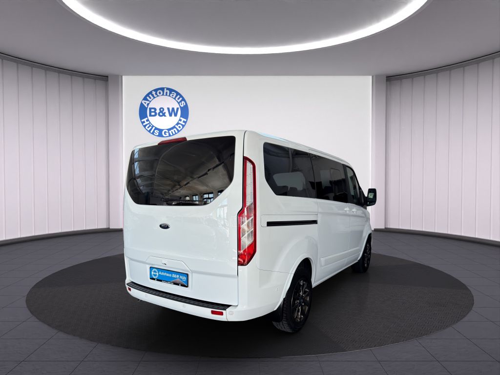Ford Tourneo Custom 2020