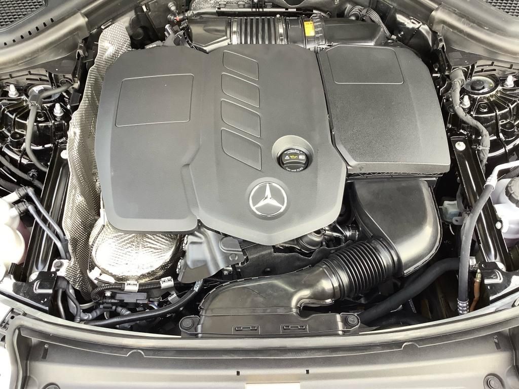 Mercedes-Benz GLC 300 2025