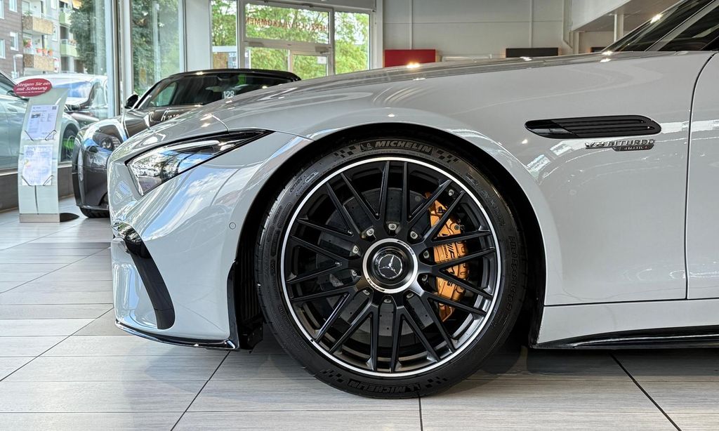 Mercedes-Benz SL 63 AMG 2022