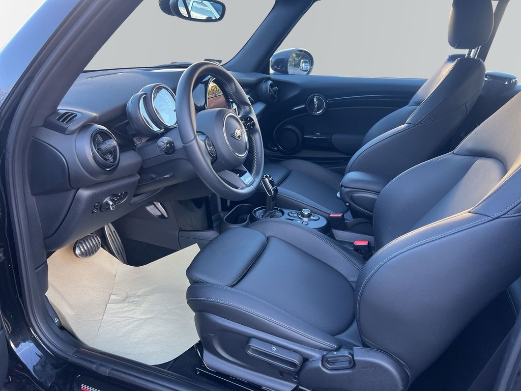 MINI John Cooper Works Cabrio 2023