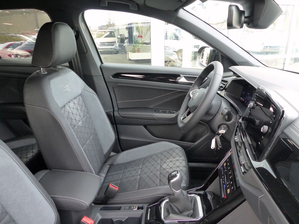 Volkswagen T-Roc 2024