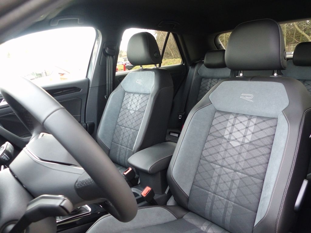 Volkswagen T-Roc 2024