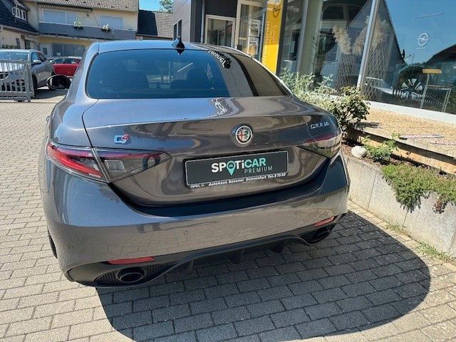 Alfa Romeo Giulia 2024