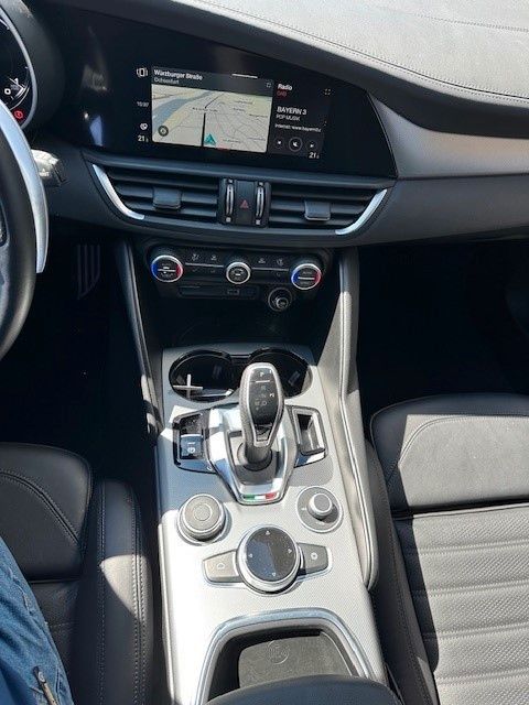 Alfa Romeo Giulia 2024