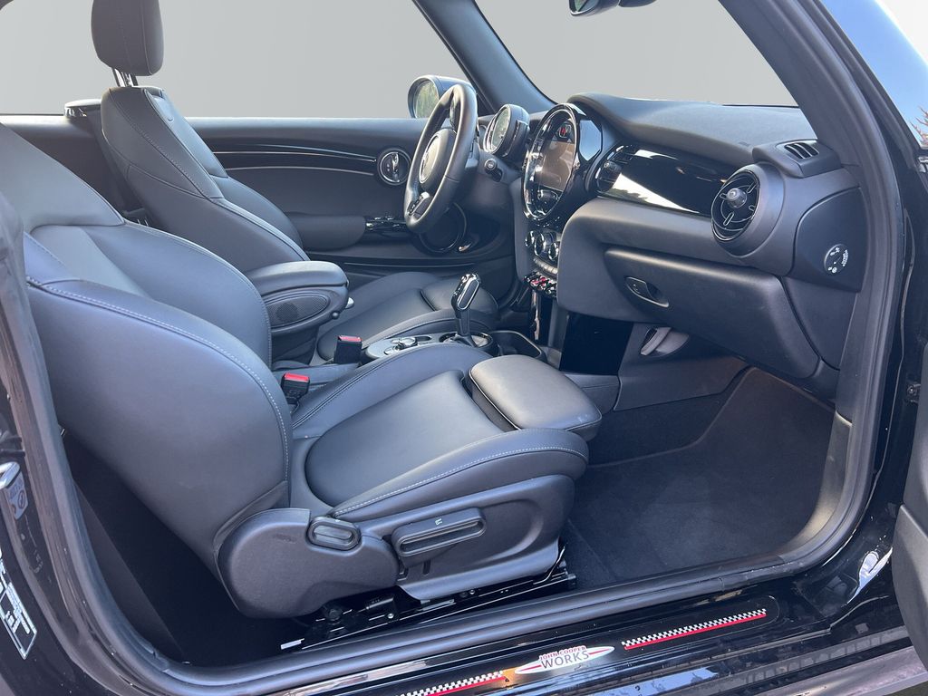 MINI John Cooper Works Cabrio 2023