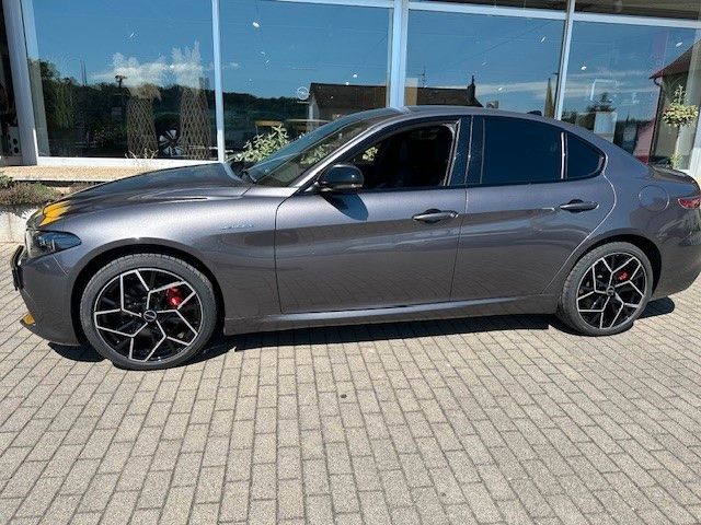 Alfa Romeo Giulia 2024