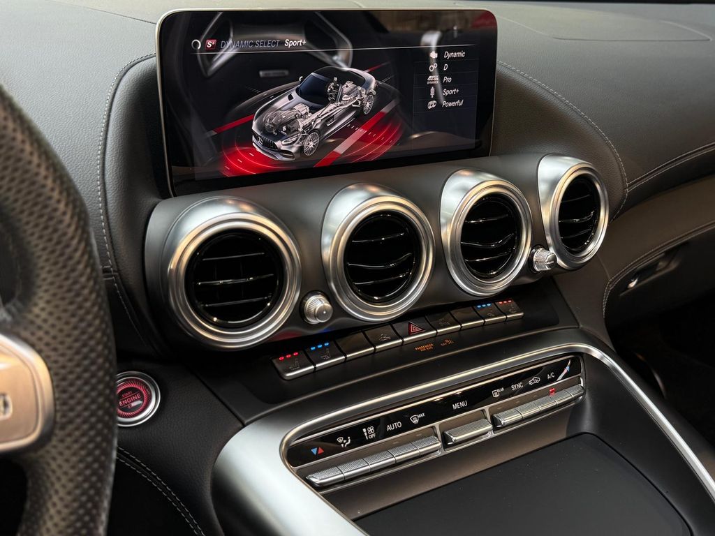 Mercedes-Benz AMG GT 2022