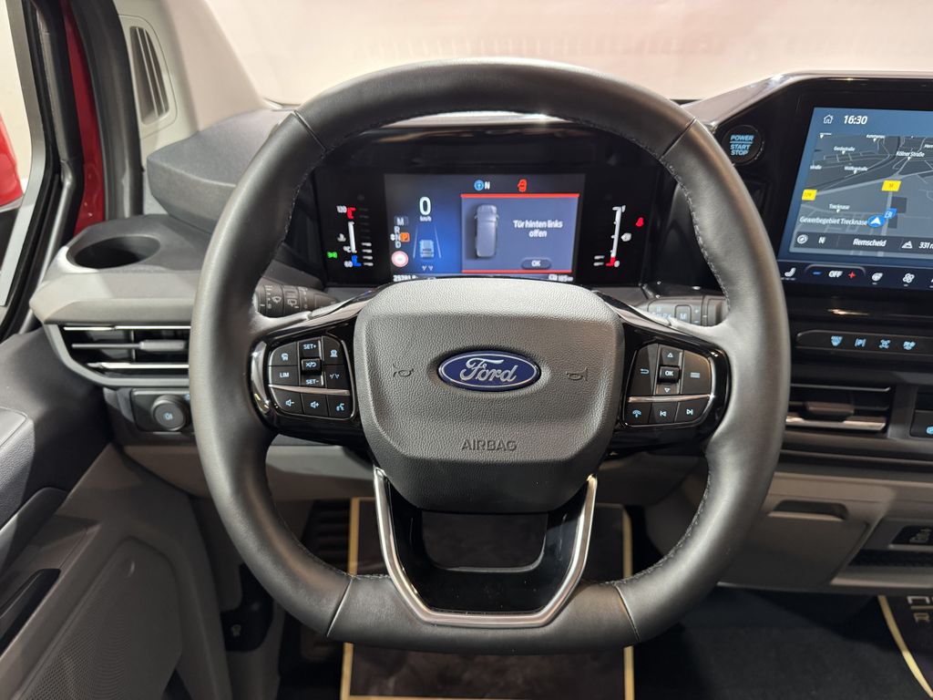 Ford Tourneo Custom 2025