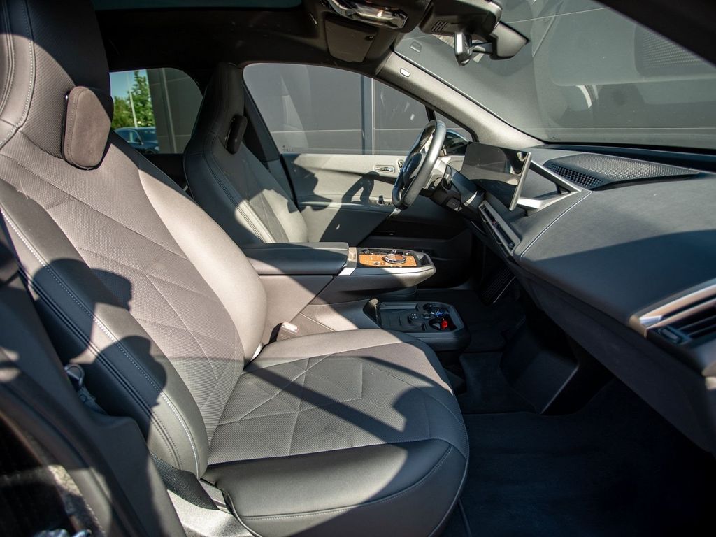 BMW iX 2022