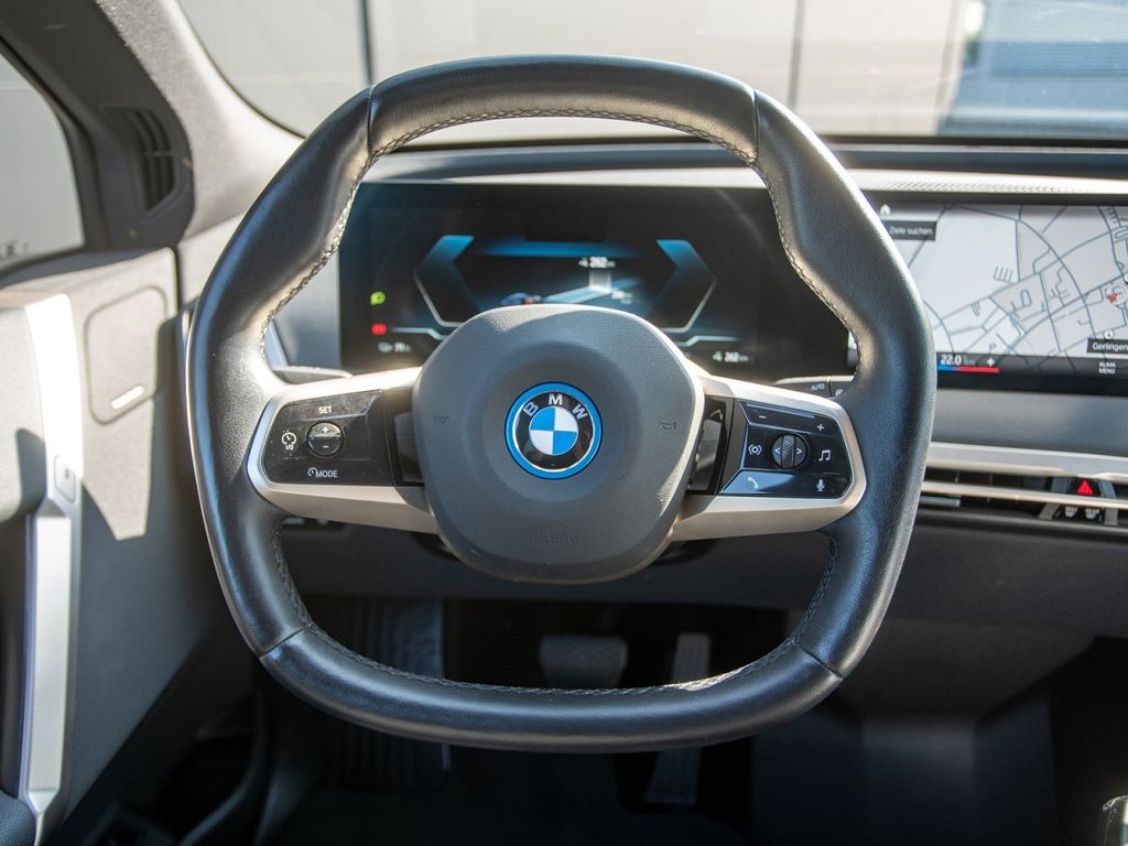 BMW iX 2022
