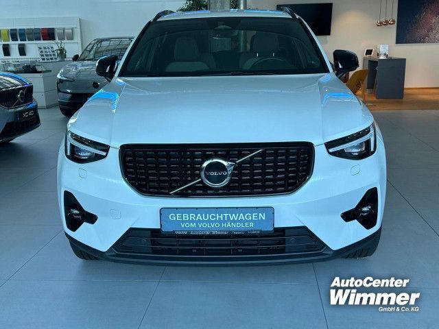 Volvo XC40 2024