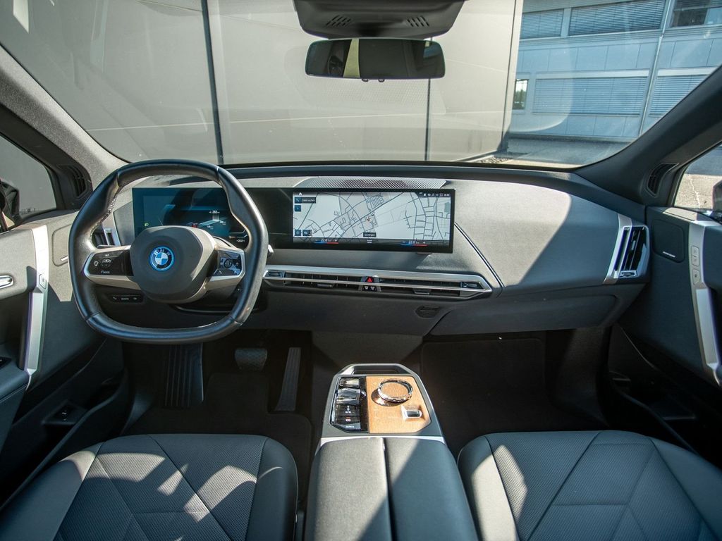 BMW iX 2022
