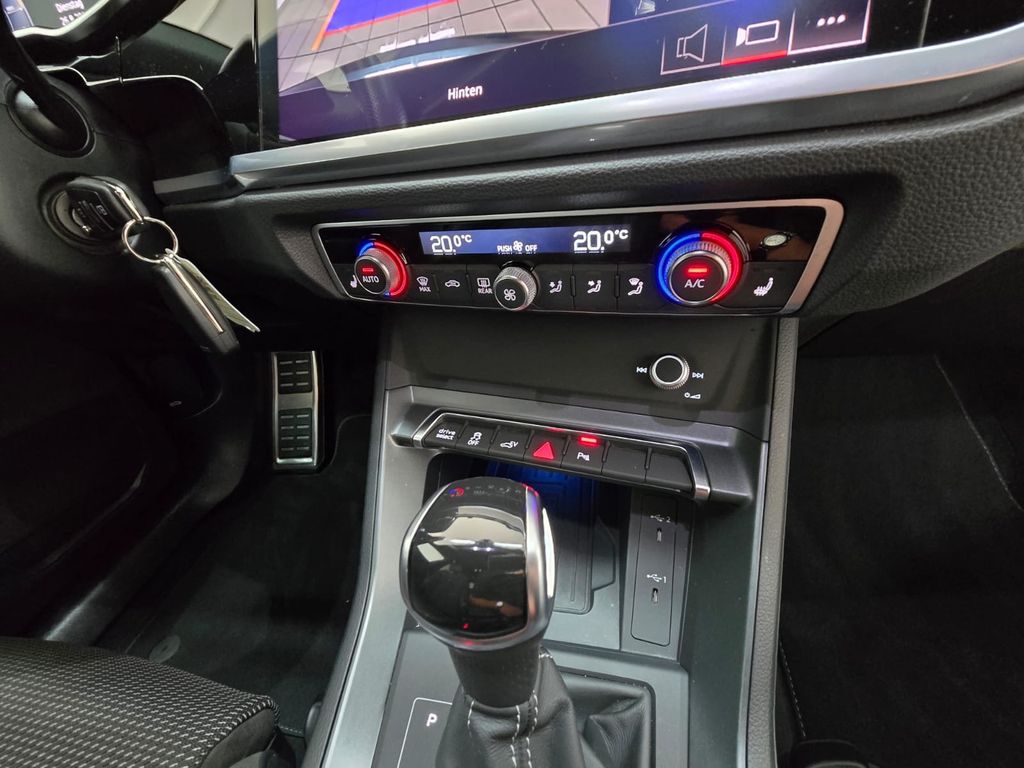 Audi Q3 2021