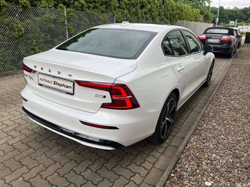 Volvo S60 2024