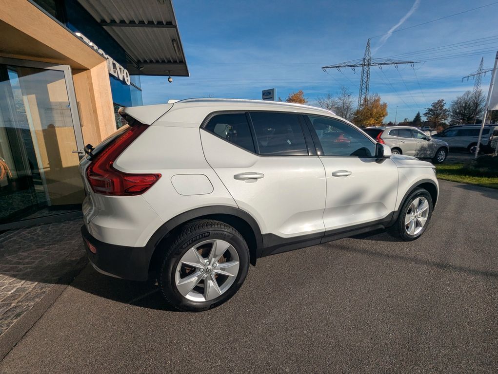 Volvo XC40 2024