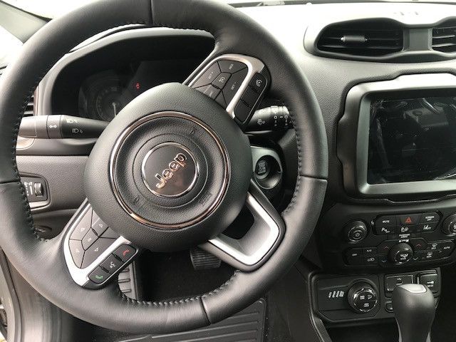 Jeep Renegade 2023