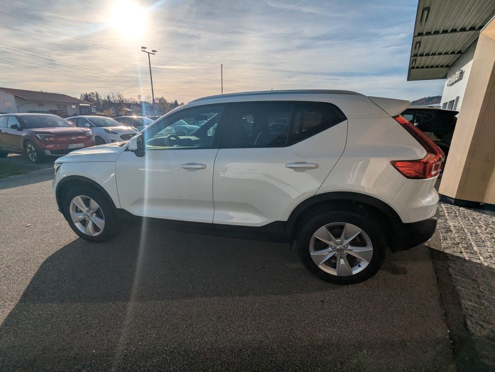 Volvo XC40 2024