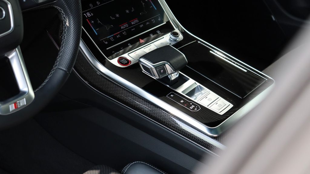 Audi SQ8 2021