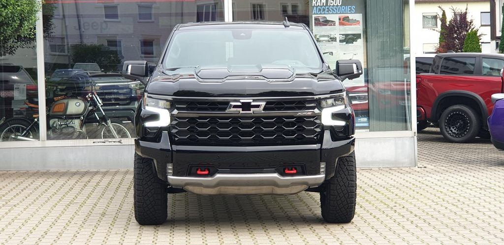Chevrolet Silverado 2025