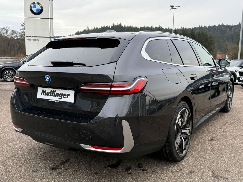 BMW i5 2025