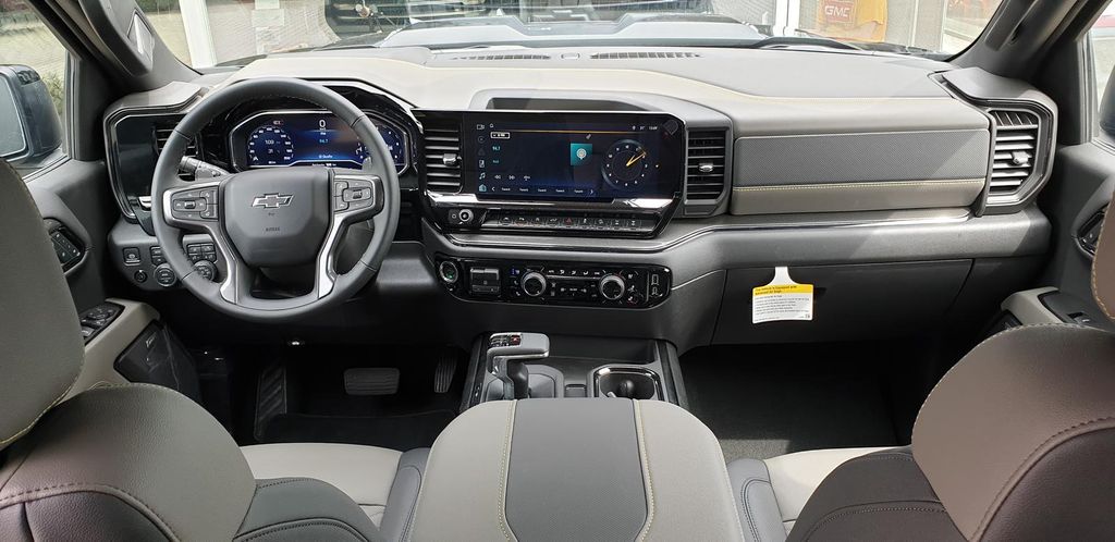 Chevrolet Silverado 2025