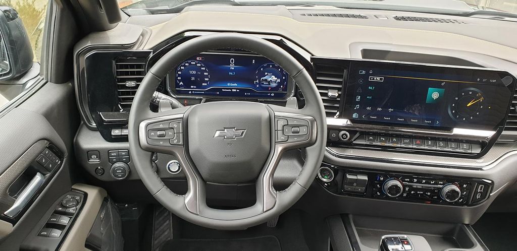 Chevrolet Silverado 2025