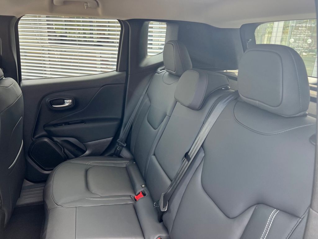 Jeep Renegade 2023