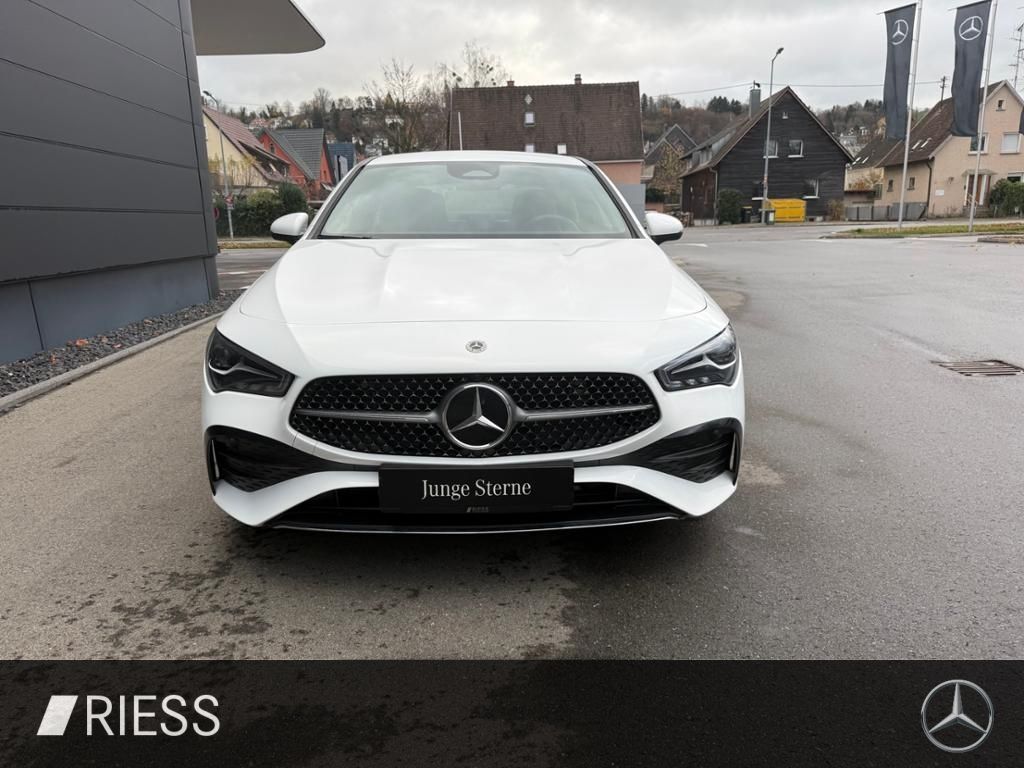 Mercedes-Benz CLA 180 2025