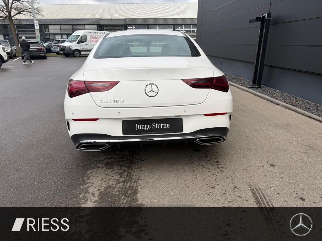 Mercedes-Benz CLA 180 2025