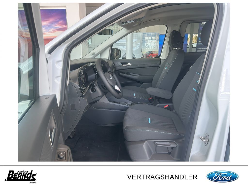 Ford Tourneo Connect 2025