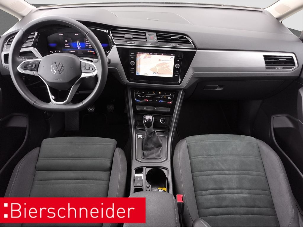 Volkswagen Touran 2024